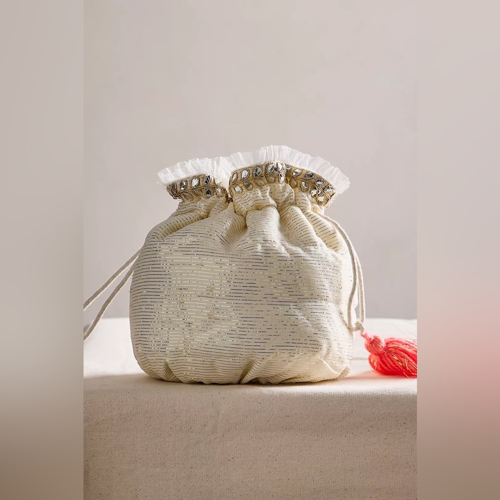 NWOT FREE PEOPLE Seasons Sparkle Mini Gift Sack | Snowflake MSRP $58 CURRENT - Picture 3 of 10